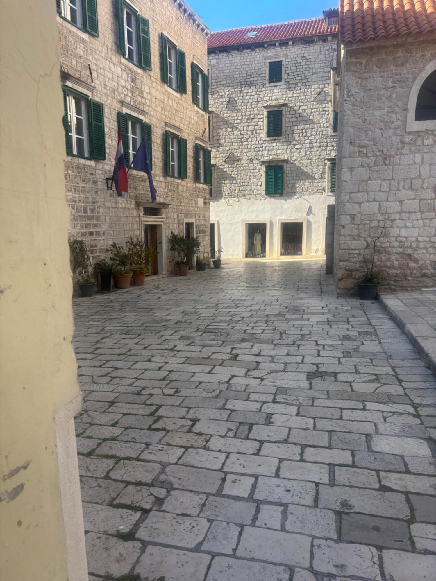 Old Town Apartment Šibenik Exteriör bild