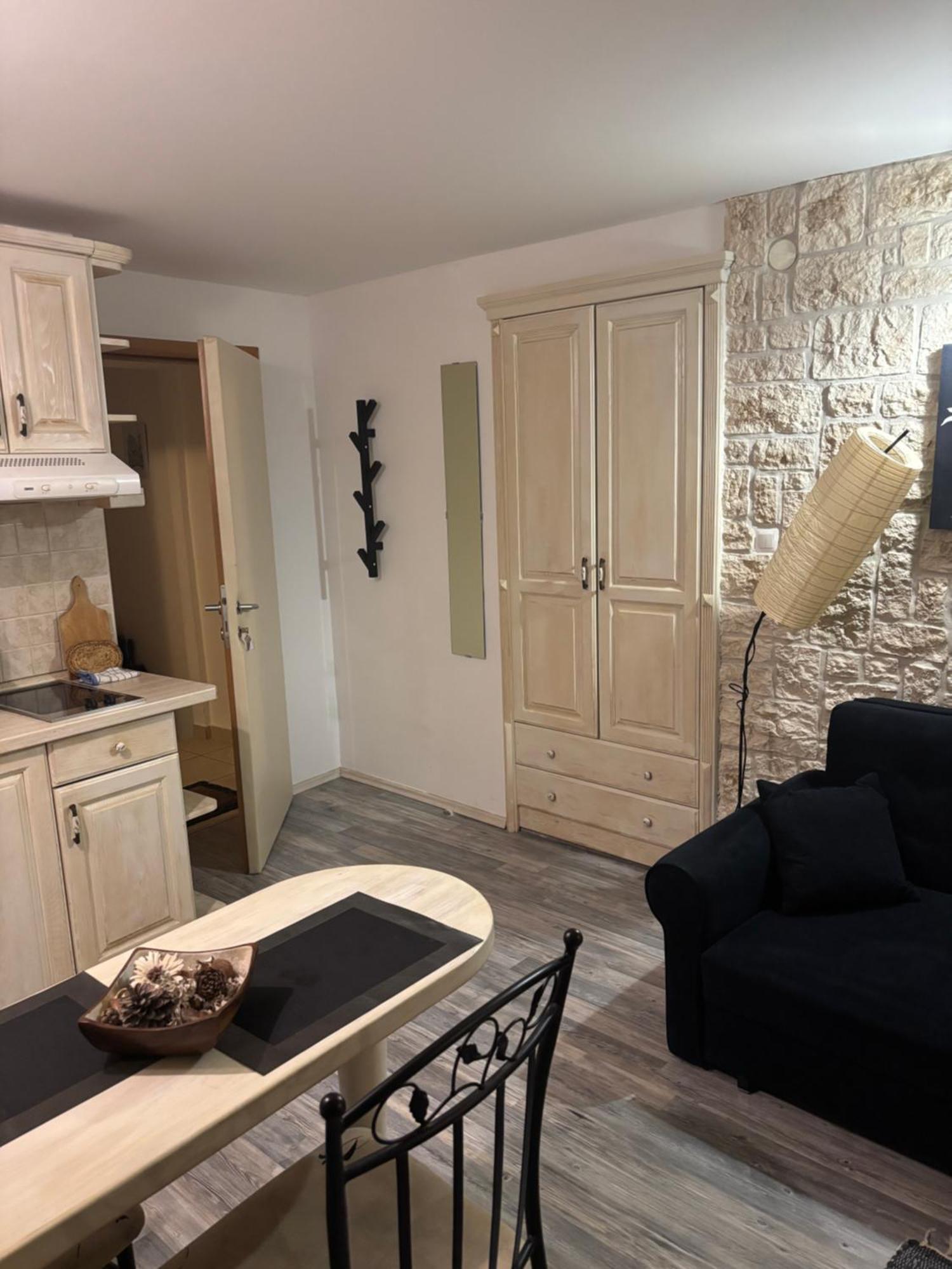 Old Town Apartment Šibenik Exteriör bild