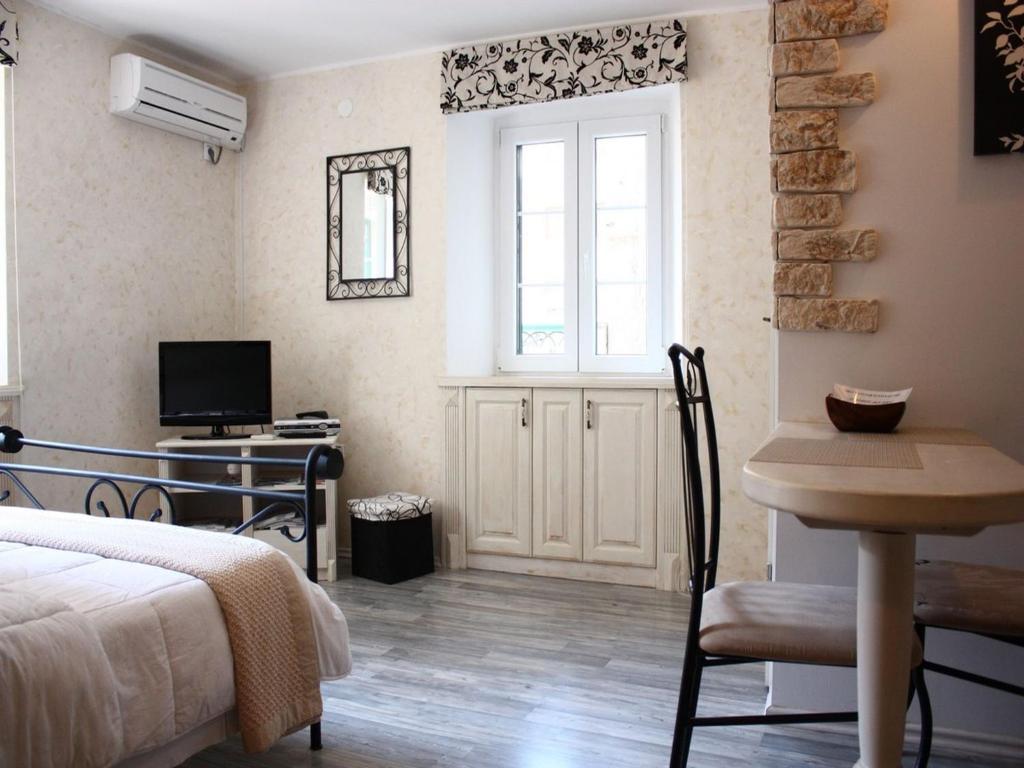 Old Town Apartment Šibenik Rum bild