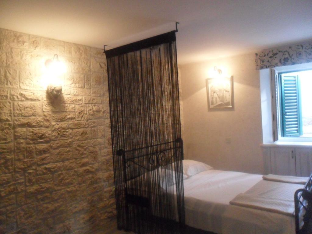Old Town Apartment Šibenik Rum bild