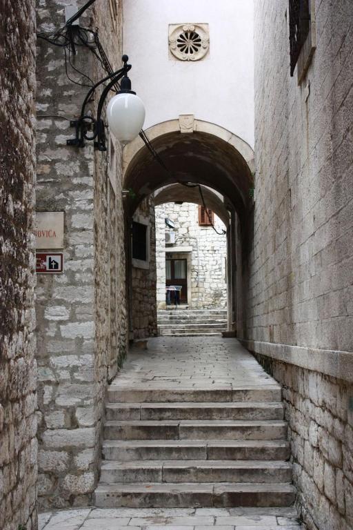Old Town Apartment Šibenik Exteriör bild