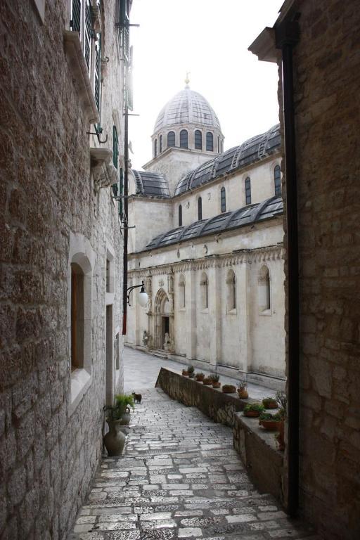 Old Town Apartment Šibenik Exteriör bild